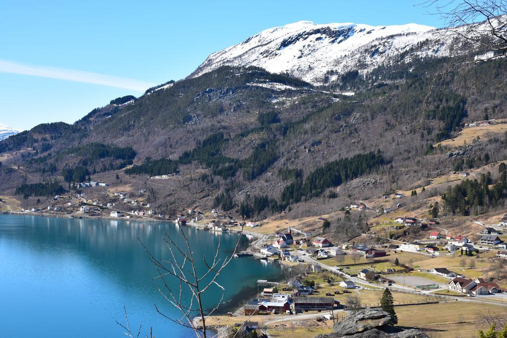Dosen Gard Hotel Luster Kültér fotó